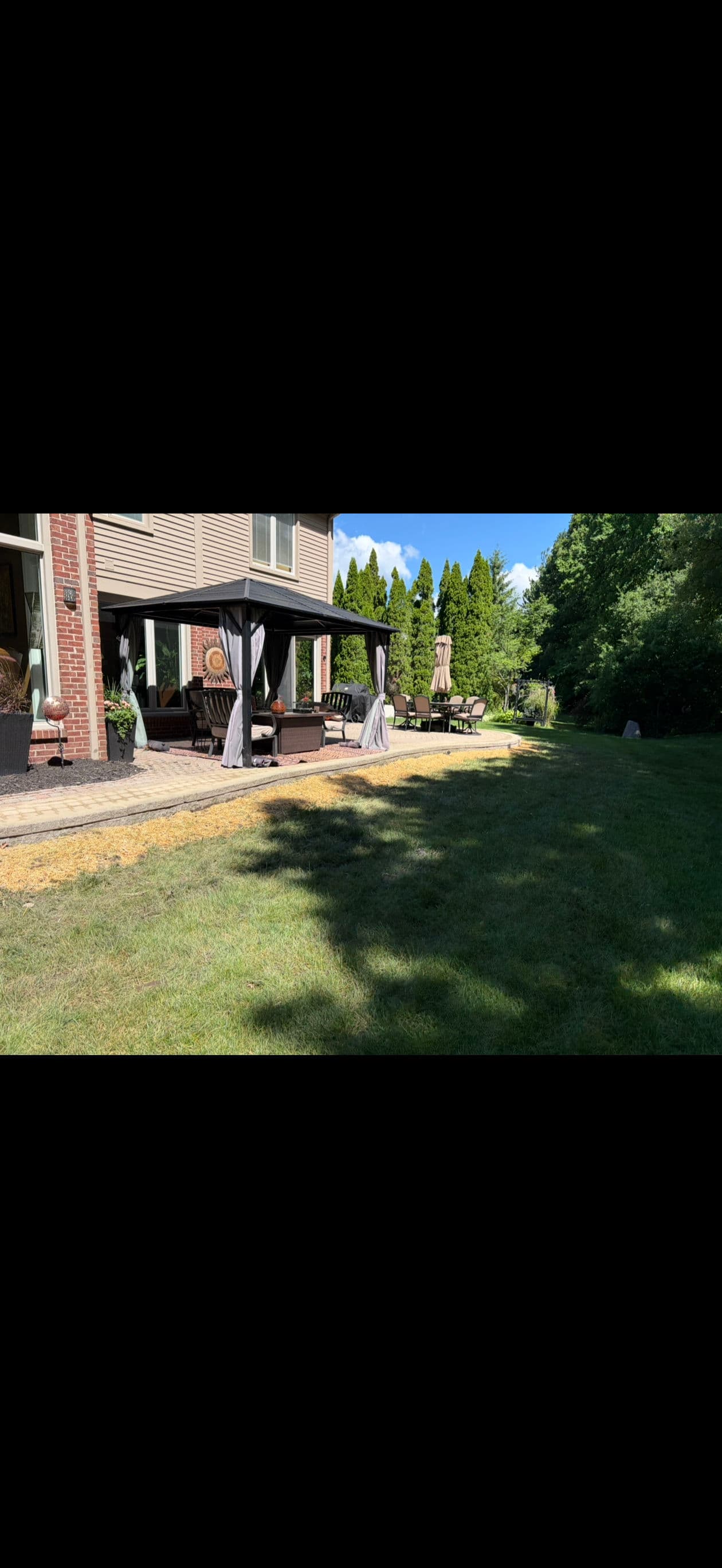 Gallery photos for Paver Patio Rebuild with Proper Edging Wall and Limestone Base: Image #3